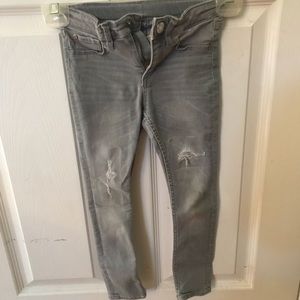 H&M girl demin size 4-5 (used)